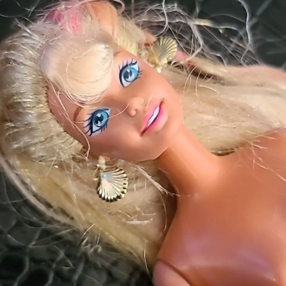 Vintage Mattel 1996 Splash n Color Barbie Blonde Pink Braided Hair Indonesia